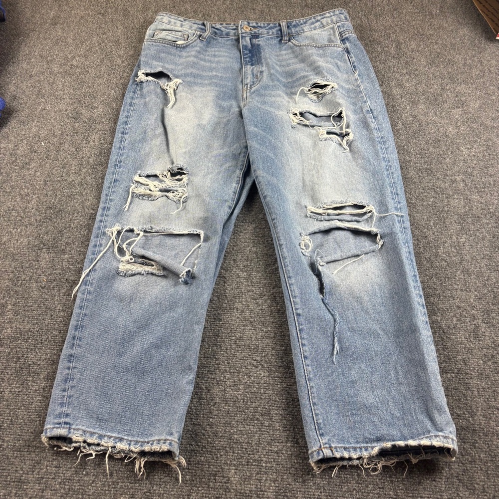 VERVET Women’s Distressed Denim Straight Leg Mom Jean size: 32 - Picture 2 of 9